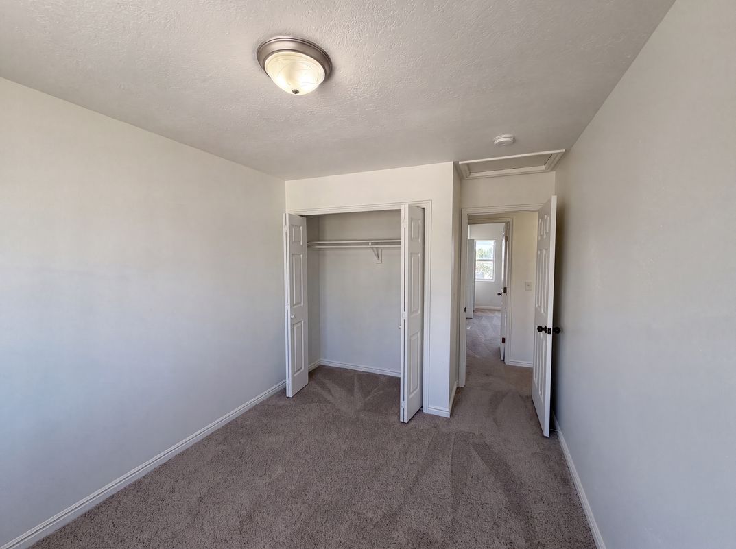 Photo 14 of 24 of 532 W 860 S, Tremonton, UT