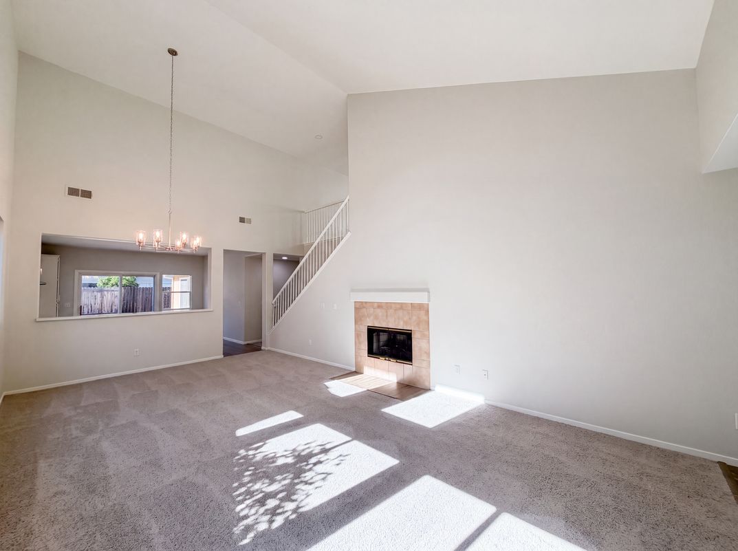 Photo 10 of 45 of 1570 Arcola Ave, Sacramento, CA
