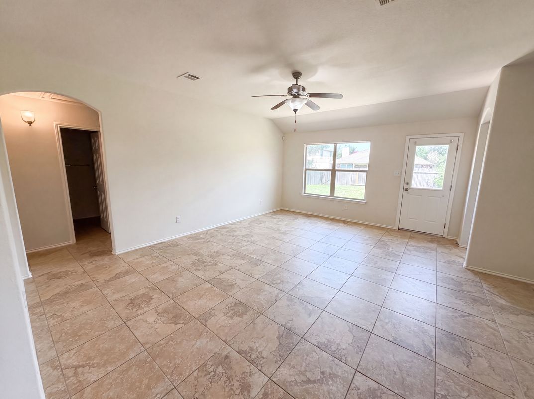 Photo 7 of 56 of 3000 Grand Mission Way, Pflugerville, TX