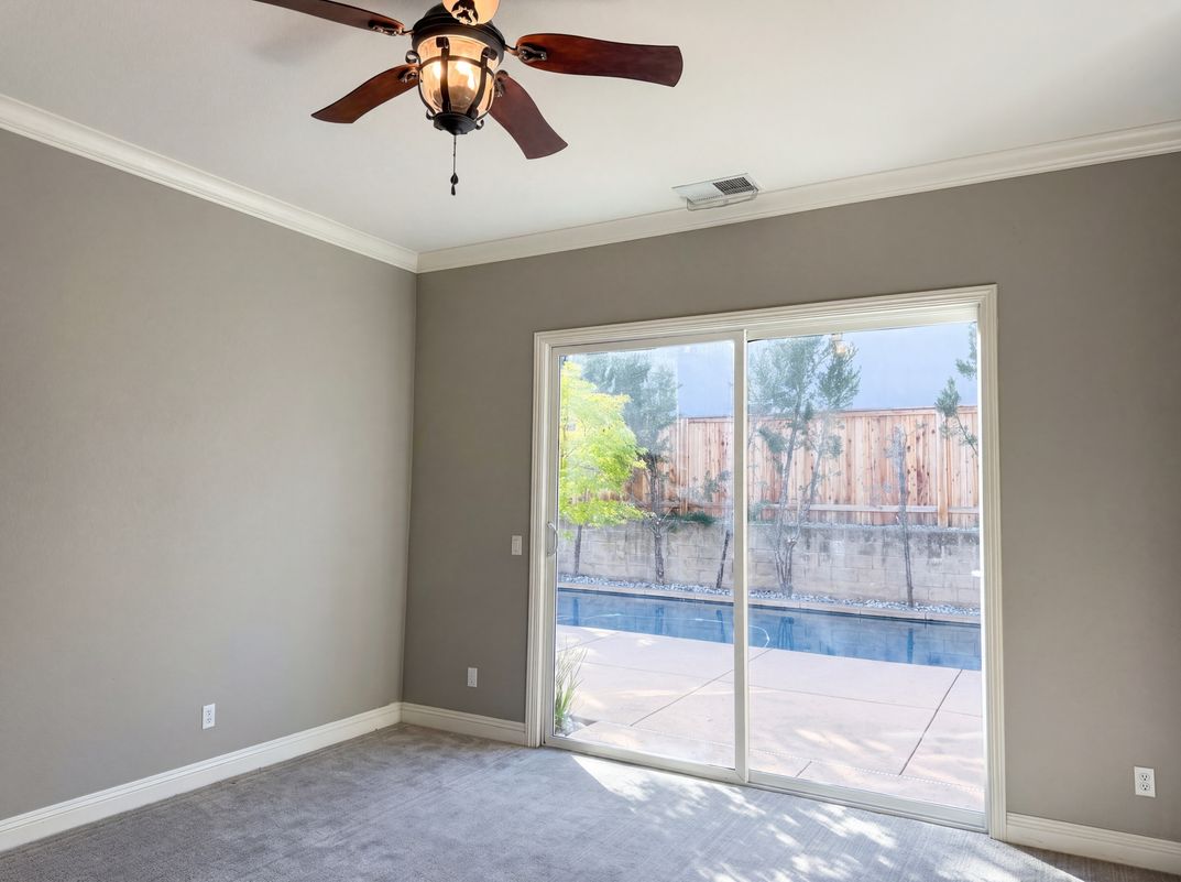 Photo 6 of 51 of 1401 Grey Owl Cir, Roseville, CA