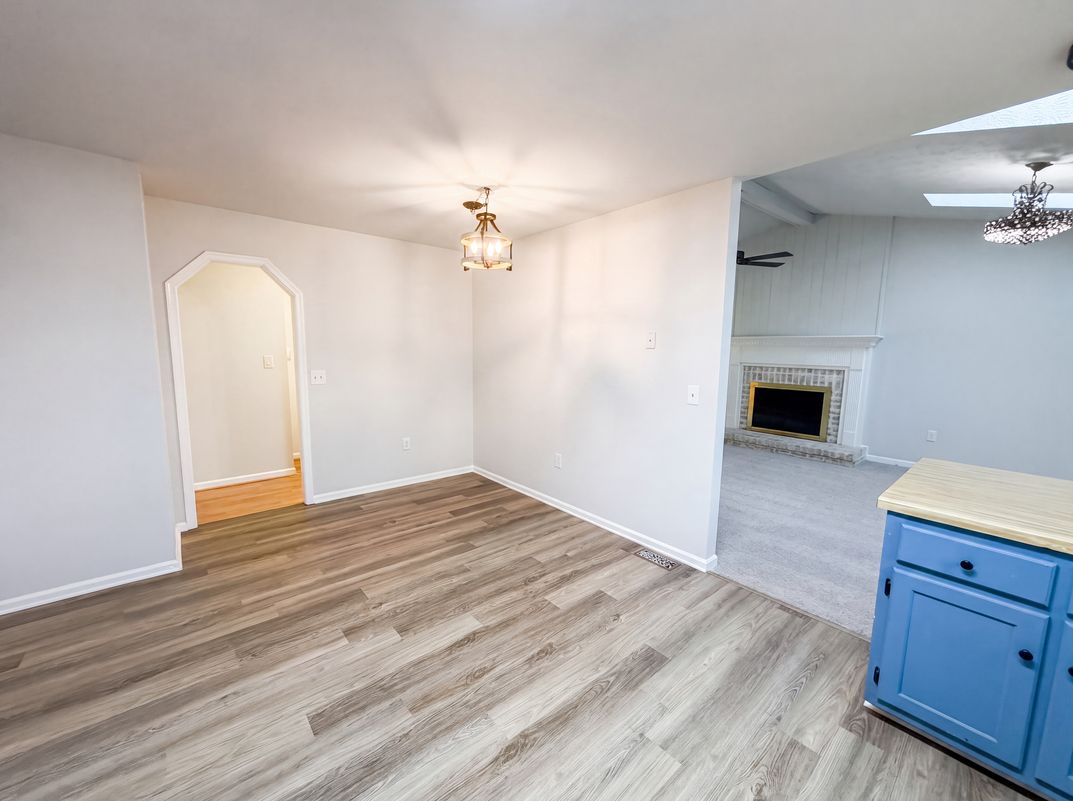 Photo 6 of 16 of 10912 Belvoir Rd, Chester, VA