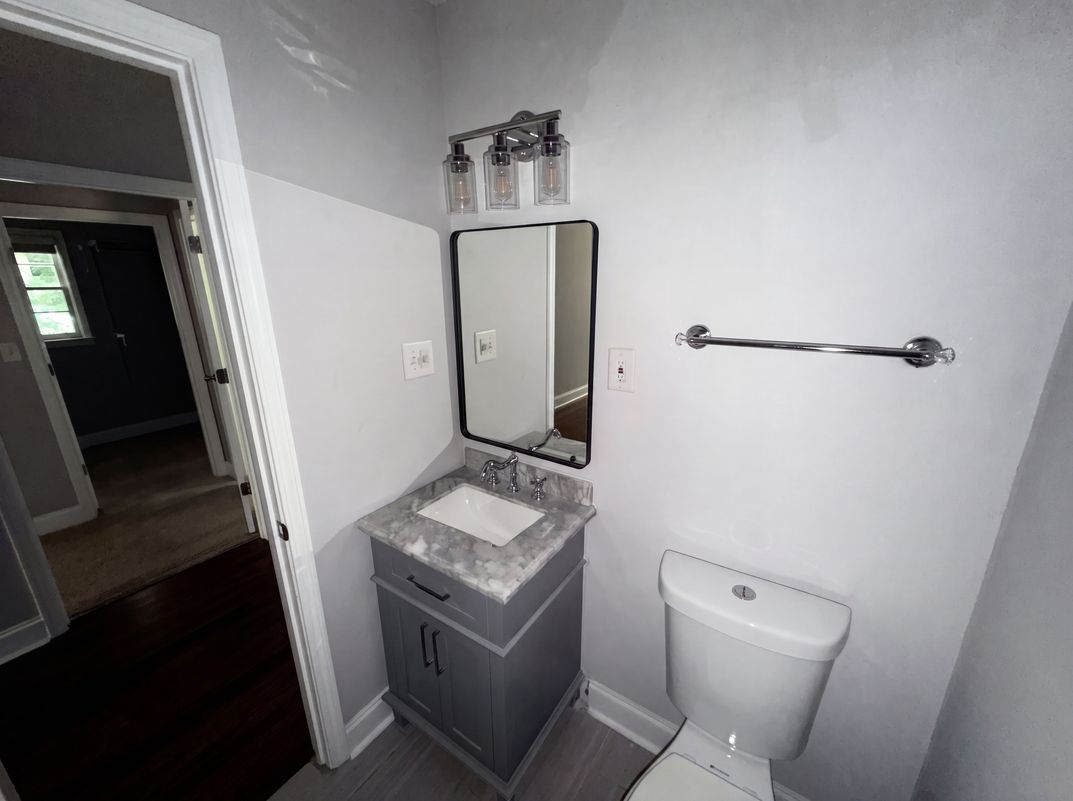 Photo 14 of 26 of 2336 Nesbitt Dr NE, Brookhaven, GA