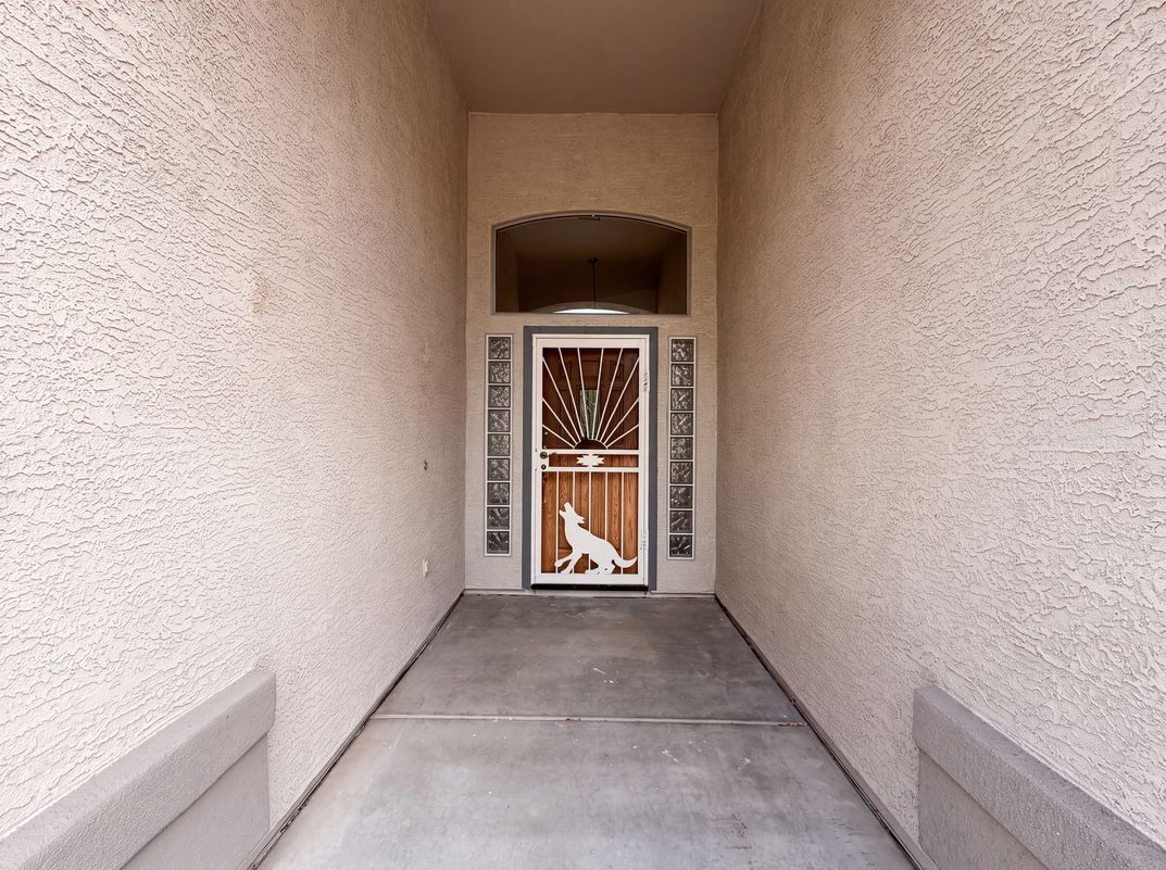 Photo 7 of 30 of 16735 W McKinley St, Goodyear, AZ