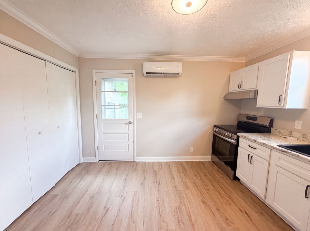 Photo 7 of 18 of 5505 Eulala Dr, Nashville, TN