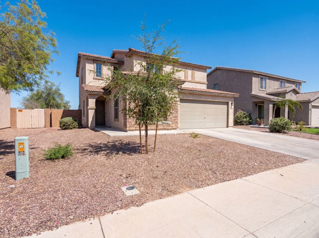 Property photo 1 of 25779 W Satellite Ln
