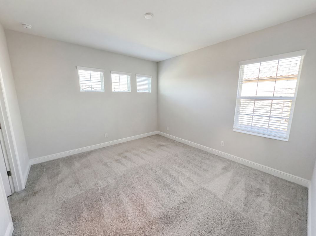 Photo 4 of 56 of 11277 Rustic Timber Loop, San Antonio, FL