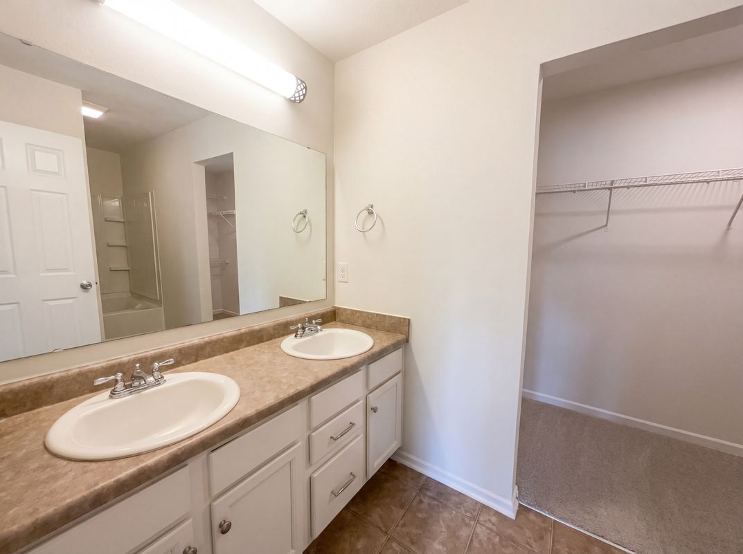 Photo 15 of 19 of 644 Carybrook Ct, York, SC