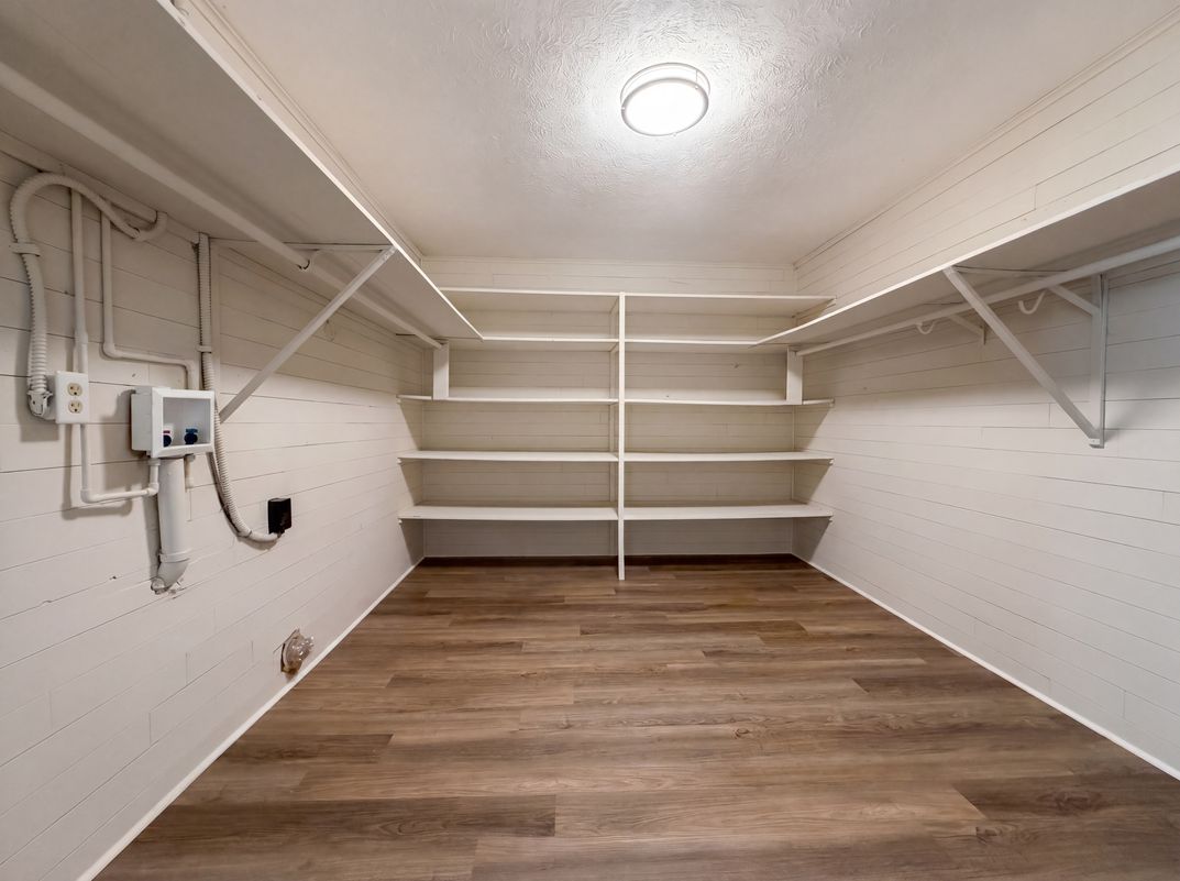 Photo 15 of 19 of 7361 Proxima Rd, Jacksonville, FL