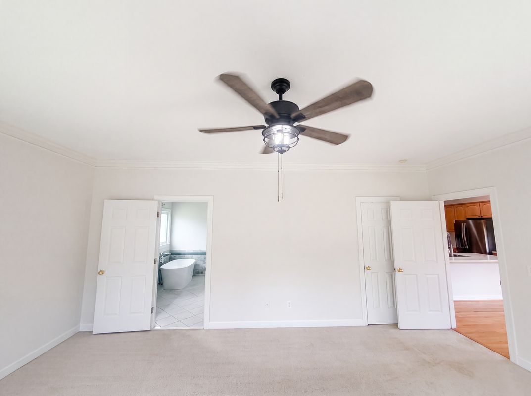 Photo 4 of 33 of 1345 Barker Dr, Randleman, NC