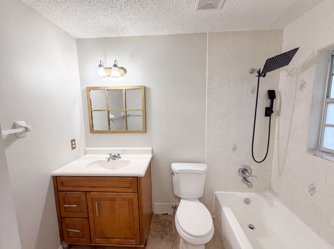 Photo 7 of 22 of 5750 NW 55th Ave, Ocala, FL