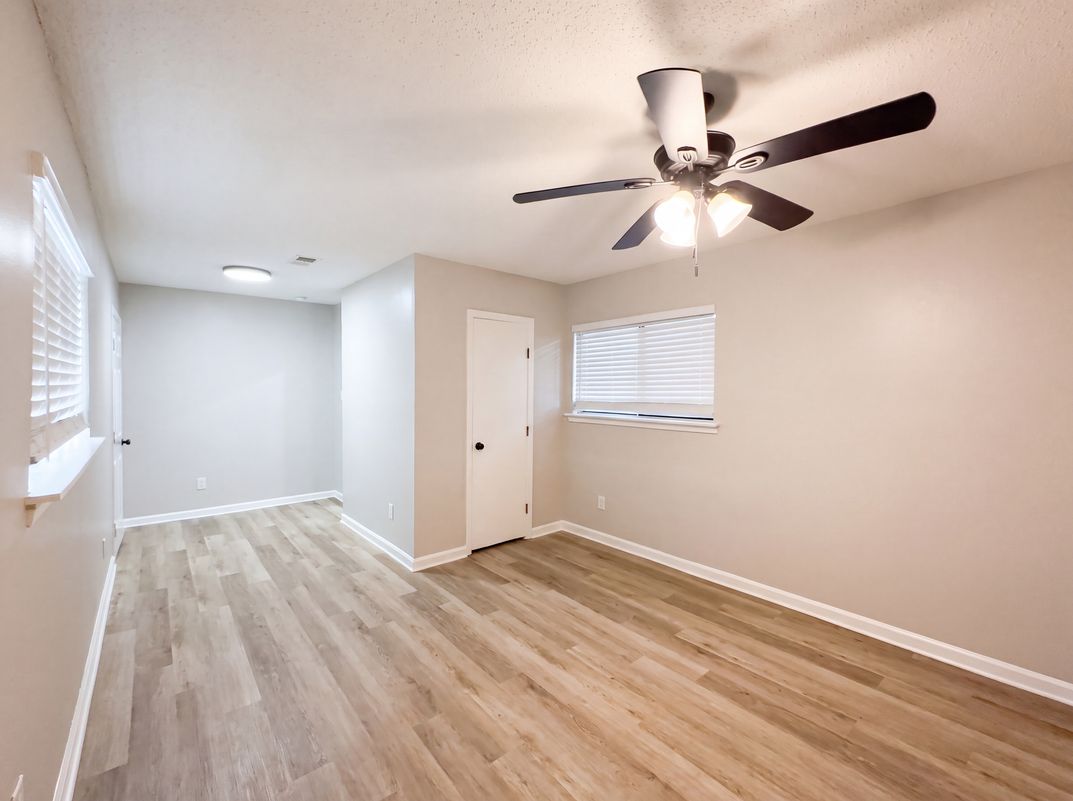 Photo 6 of 14 of 335 Homeville Rd, Collierville, TN
