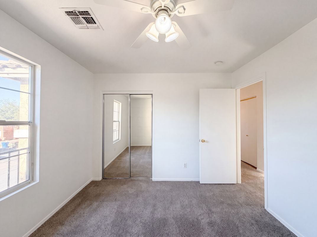 Photo 14 of 50 of 1515 E Bloch Rd, Phoenix, AZ
