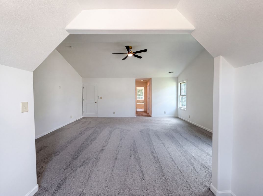 Photo 4 of 44 of 791 W Glenview Dr, Lenoir City, TN