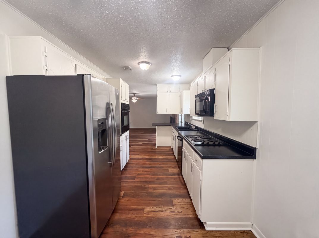 Photo 6 of 16 of 908 Laurie Ln, Copperas Cove, TX