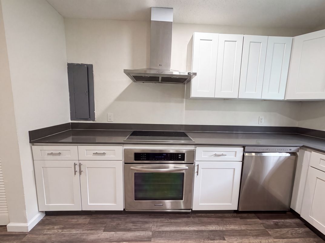 Photo 8 of 21 of 1340 Ottawa Ave, Jacksonville, FL