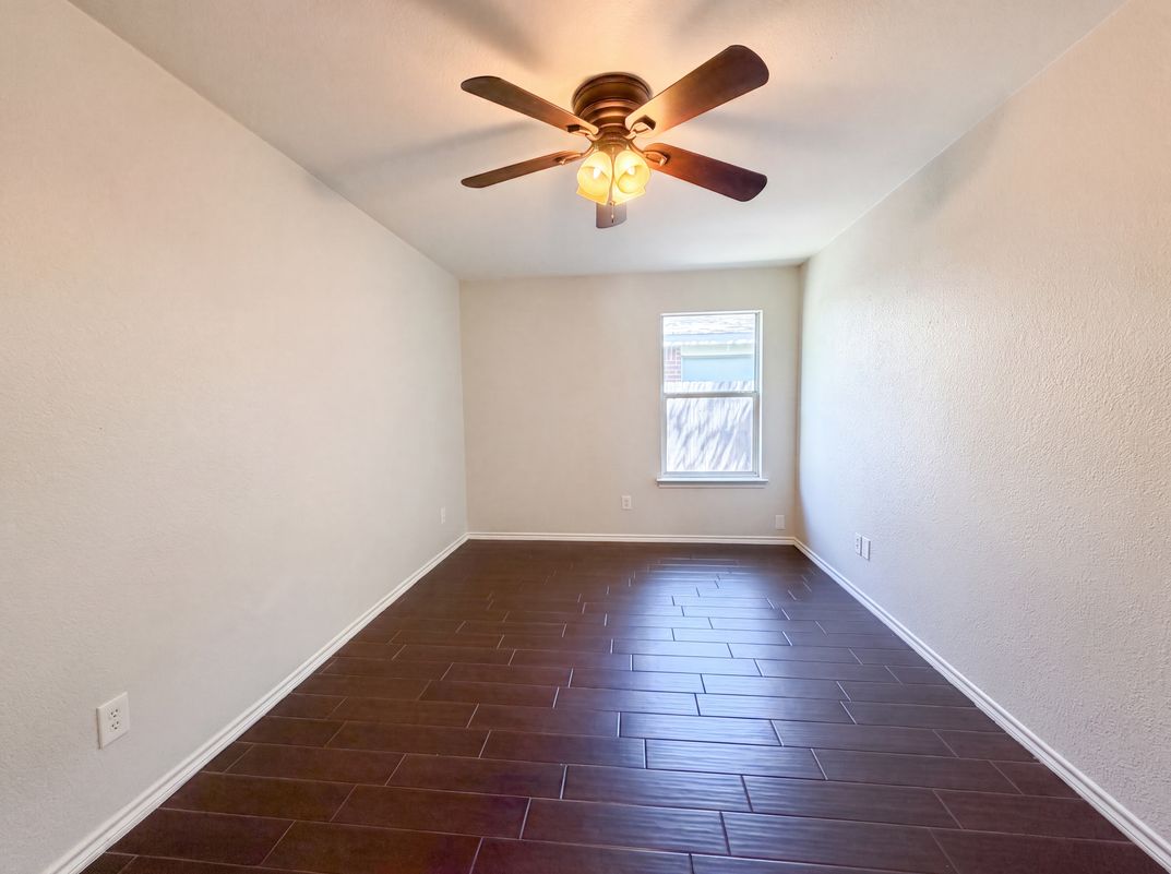 Photo 12 of 18 of 825 Adams Dr, Burleson, TX