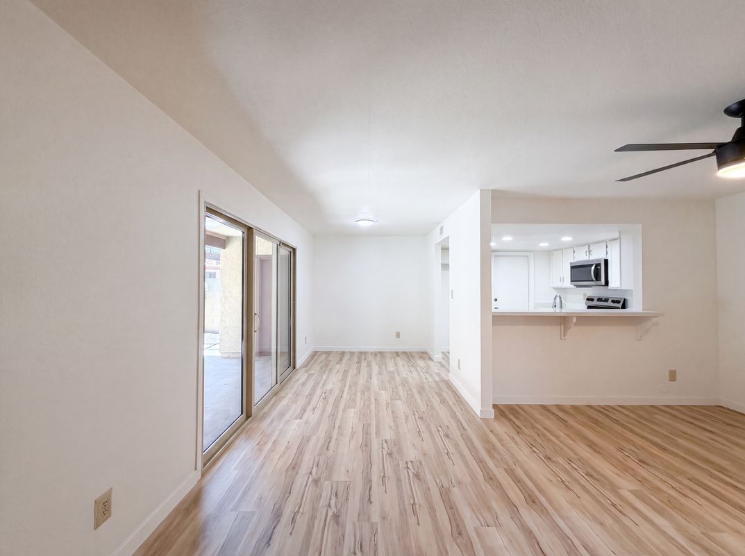 Photo 7 of 19 of 5208 E Tamblo Dr, Phoenix, AZ