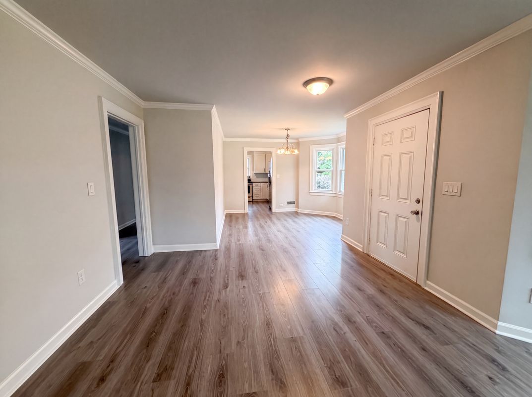 Photo 5 of 17 of 821 Jackson St, Gastonia, NC