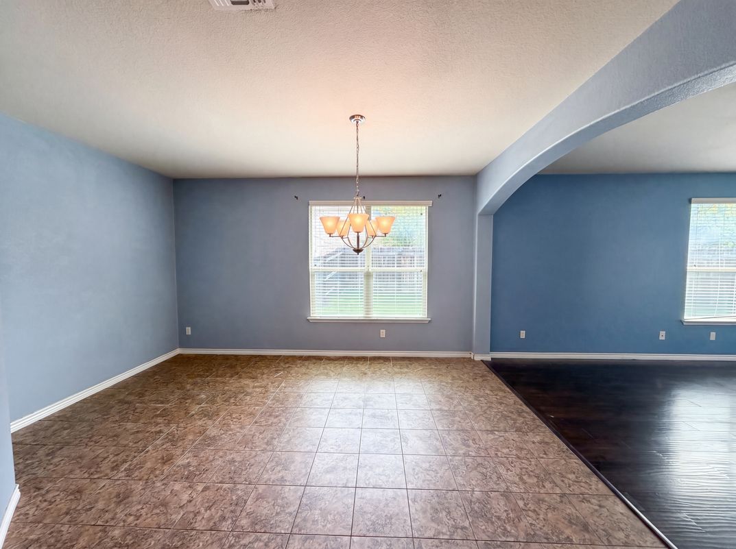 Photo 7 of 24 of 824 Tuscan Rd, Harker Heights, TX