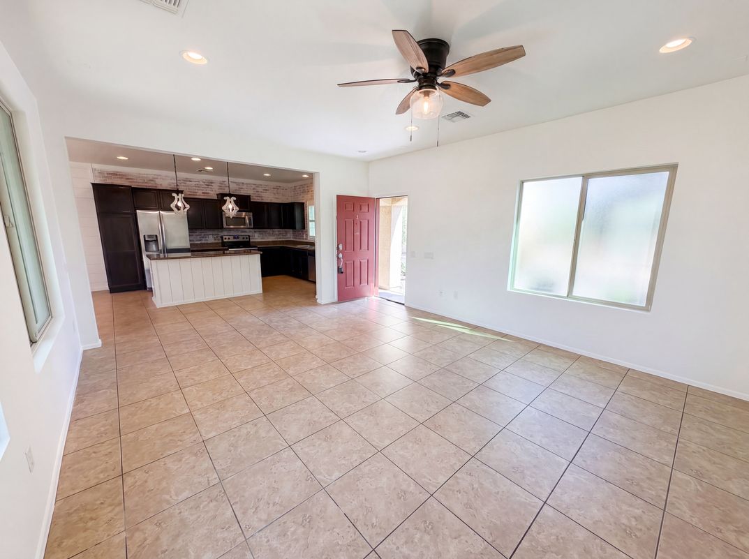Property photo 3 of 10919 E Midnight Moon Ln