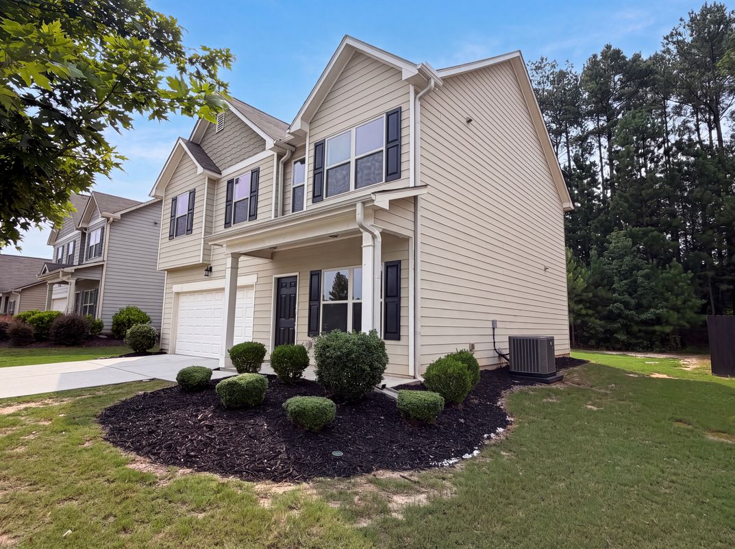 Photo 39 of 45 of 1036 Glenwyck Dr, Braselton, GA