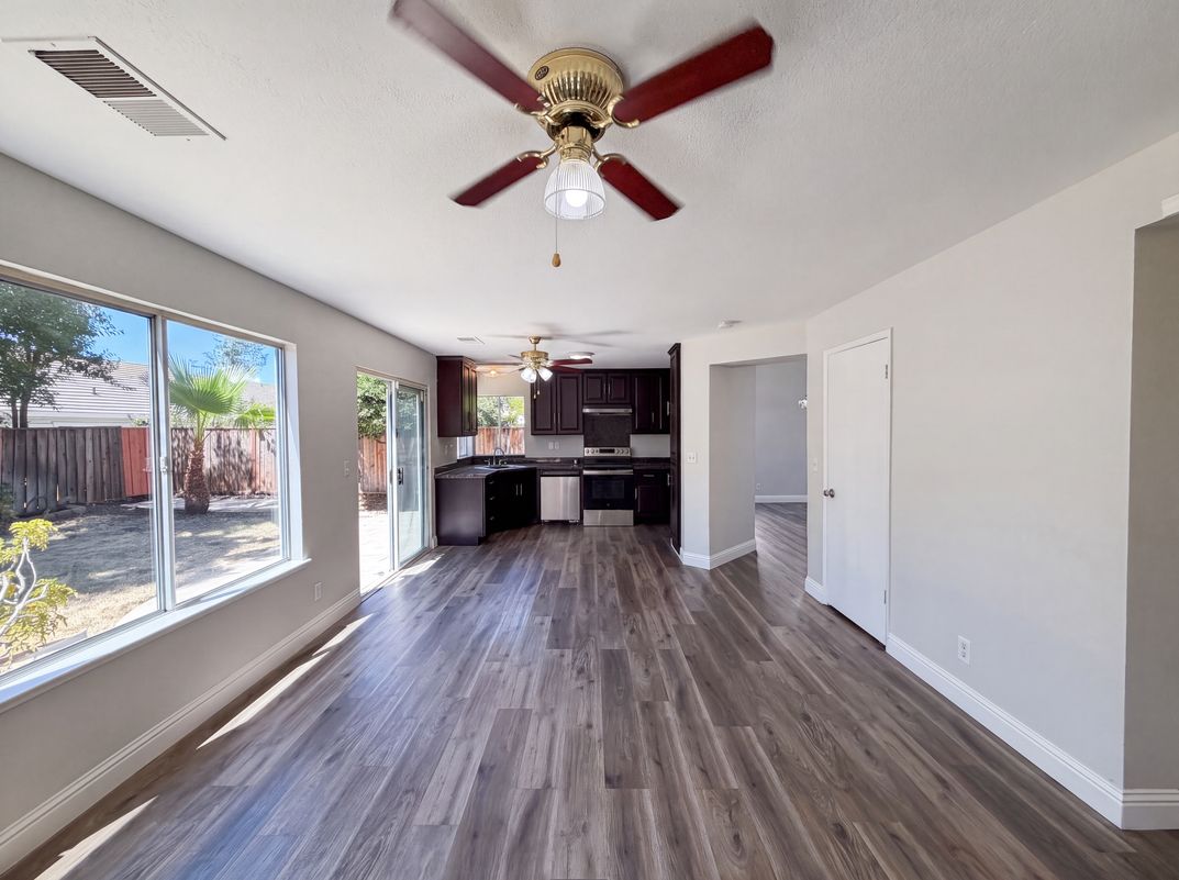 Photo 15 of 41 of 5150 Brookfield Ct, Antioch, CA