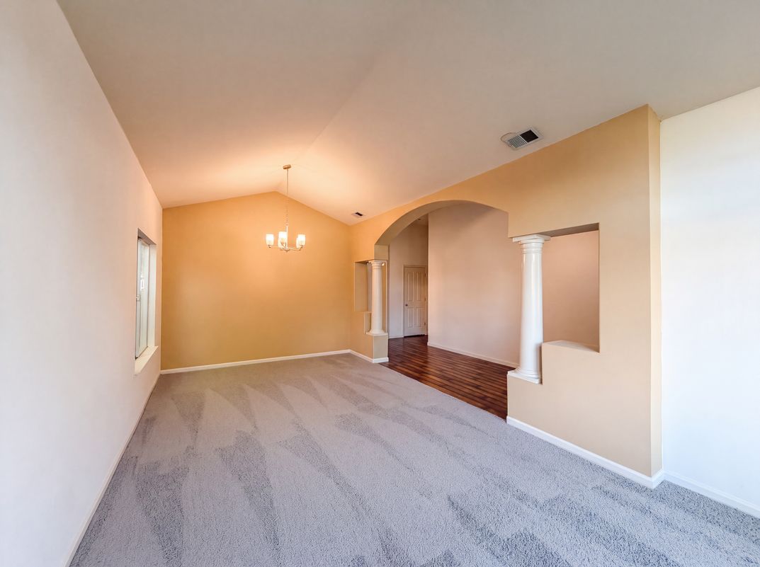 Photo 6 of 44 of 5344 Swindon Rd, Rocklin, CA