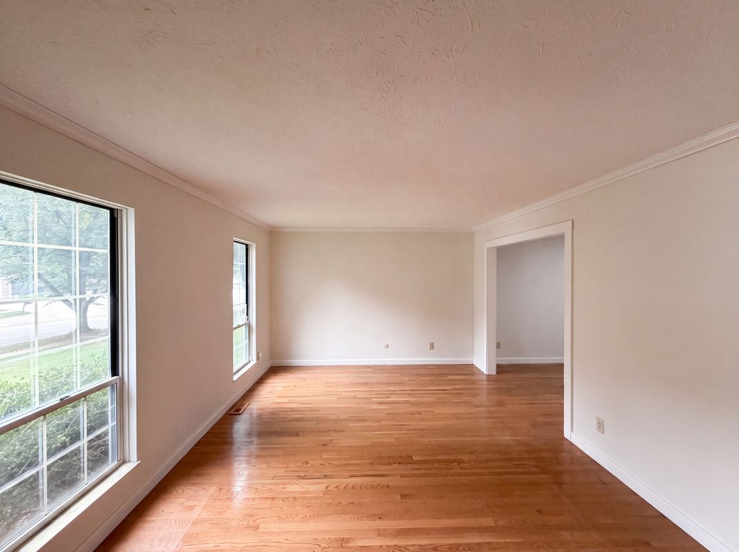 Photo 7 of 31 of 3920 Cedric Ln, Dublin, OH