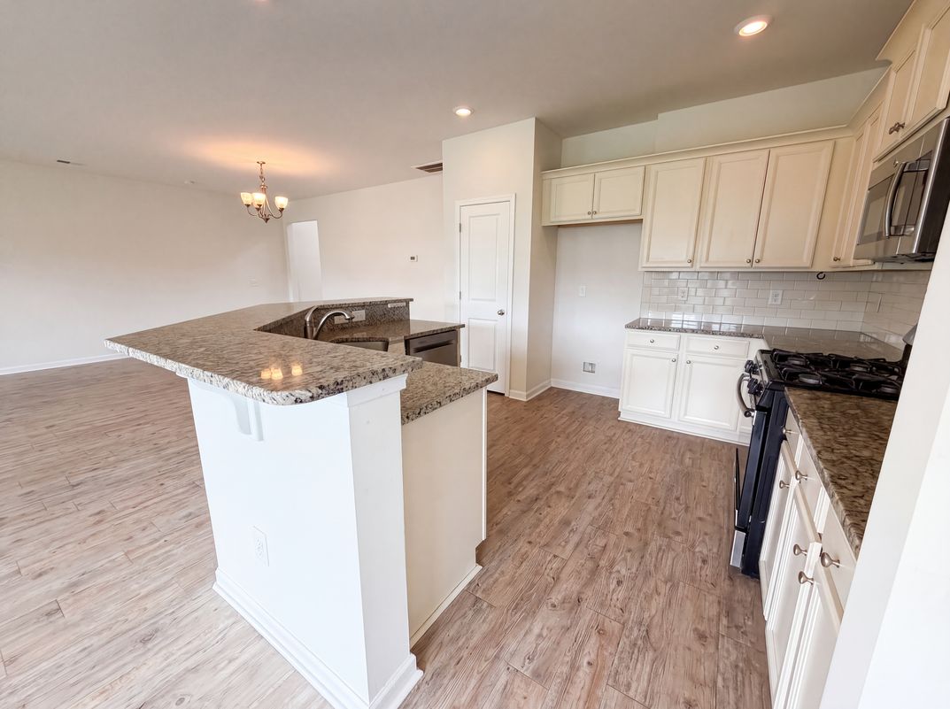 Photo 7 of 20 of 457 Stoney Field Dr, Moncks Corner, SC