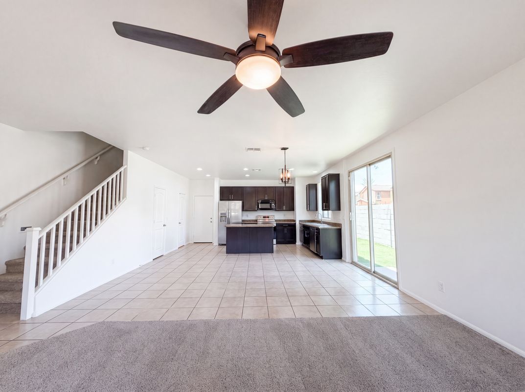 Photo 6 of 27 of 7730 W Giles Rd, Phoenix, AZ
