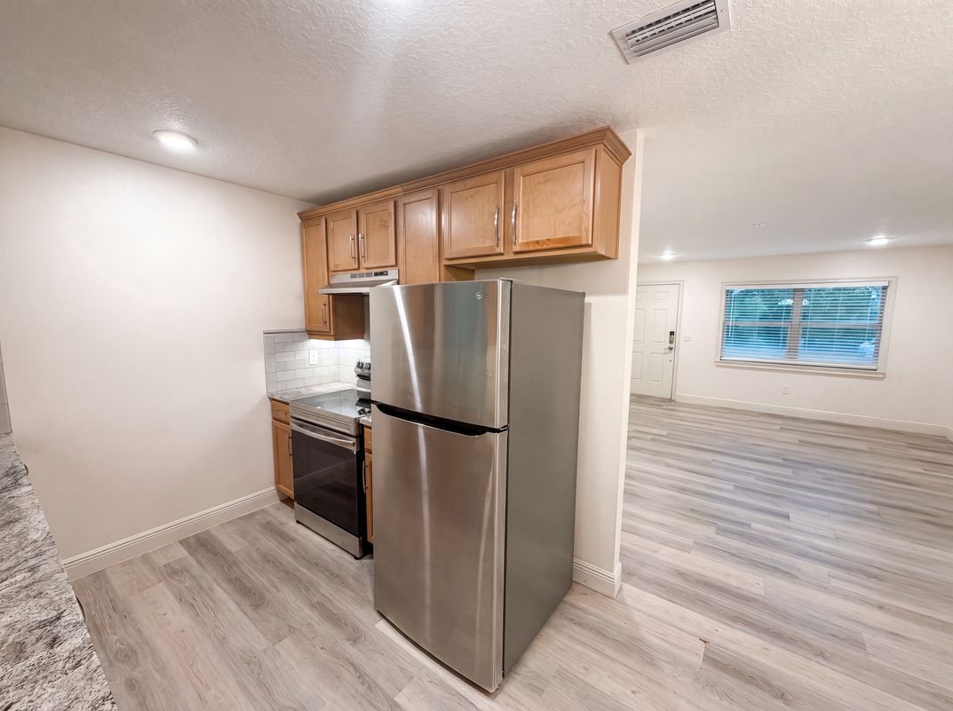Photo 10 of 26 of 3444 Valeview Dr, Apopka, FL