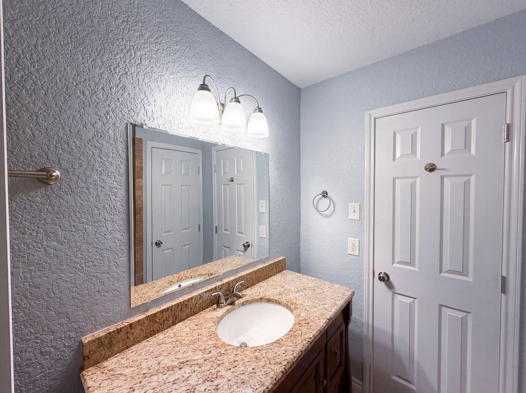 Photo 13 of 19 of 502 Jennings St, Nocona, TX