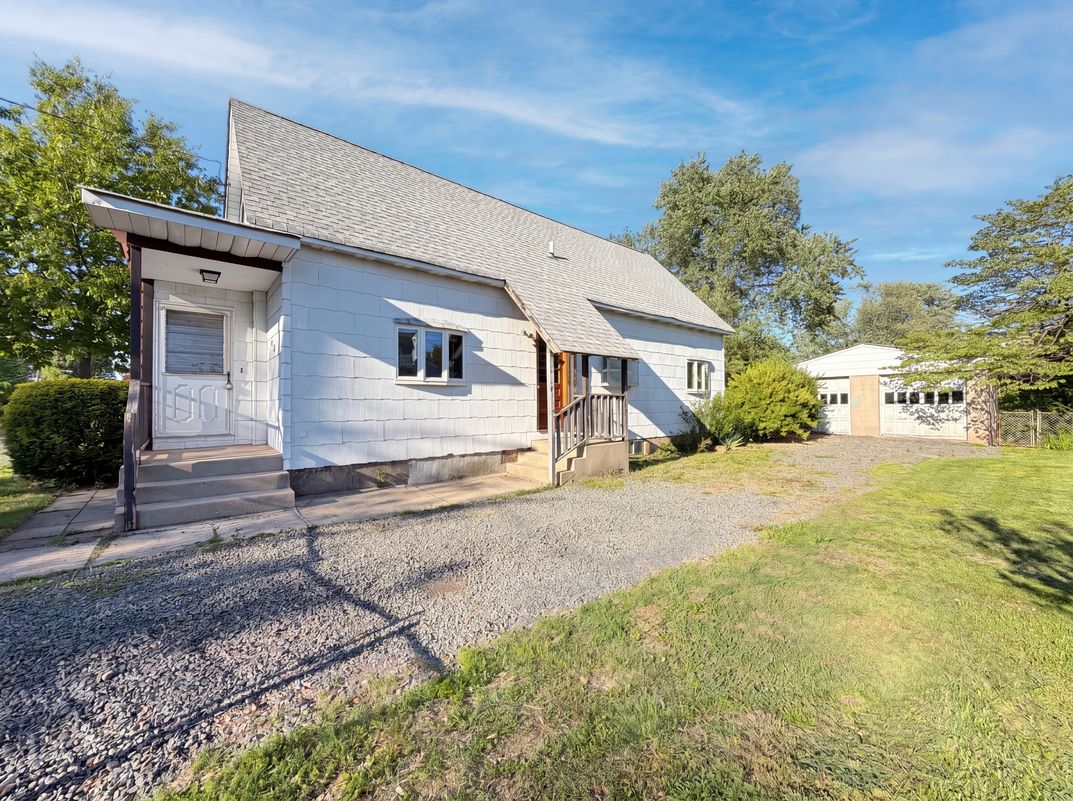 Sold home - 578 Garden Ave, Woodbridge, NJ 07095 | Opendoor