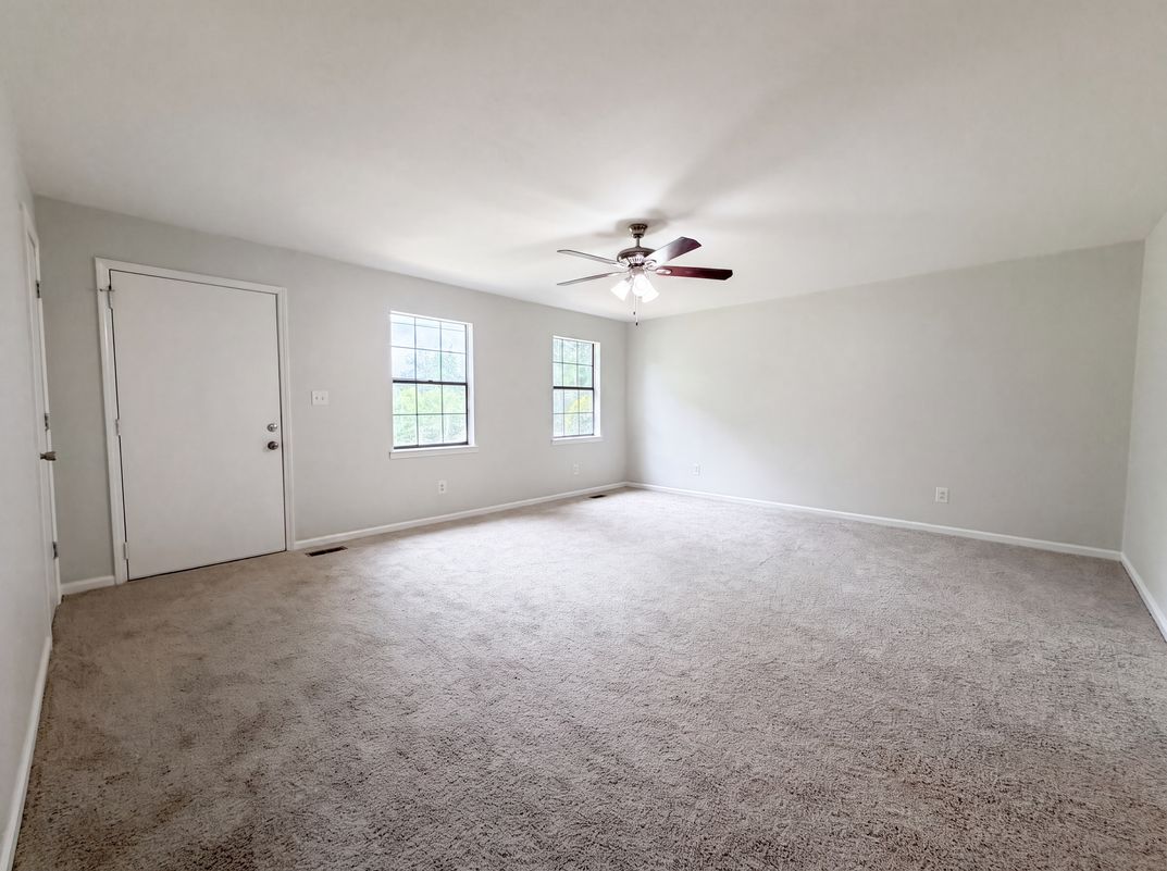 Photo 3 of 21 of 405 Annie Lee Rd, Trussville, AL