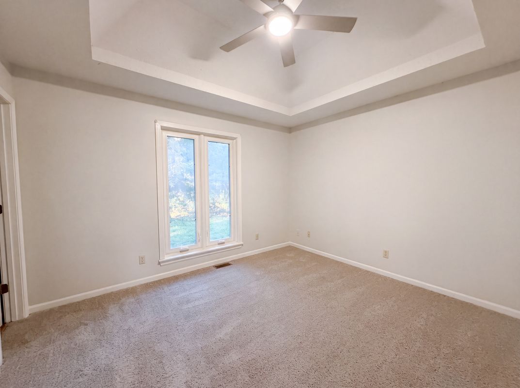 Photo 4 of 21 of 7511 Orient Ave, Kansas City, KS