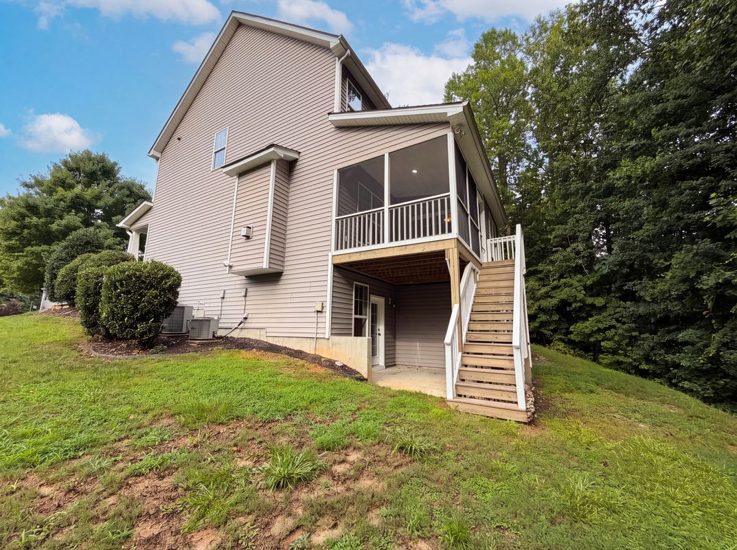 Photo 5 of 33 of 65 Barrowby Dr, Clayton, NC