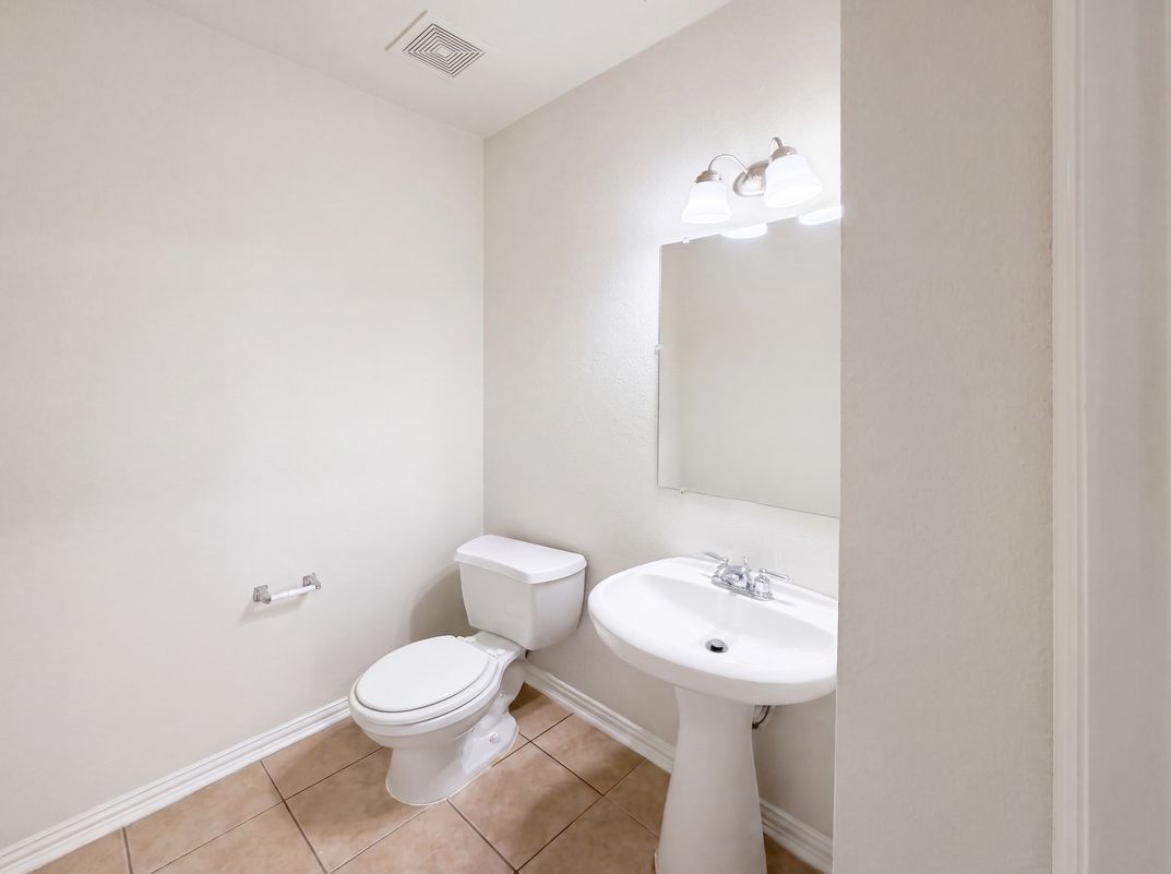 Photo 21 of 25 of 1421 Sparrow Dr, Little Elm, TX