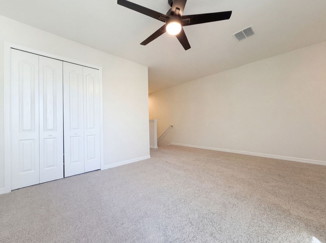 Photo 17 of 26 of 10844 Verawood Dr, Riverview, FL