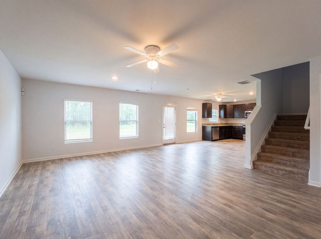 Photo 3 of 33 of 1300 Mills Cove Dr, Covington, GA