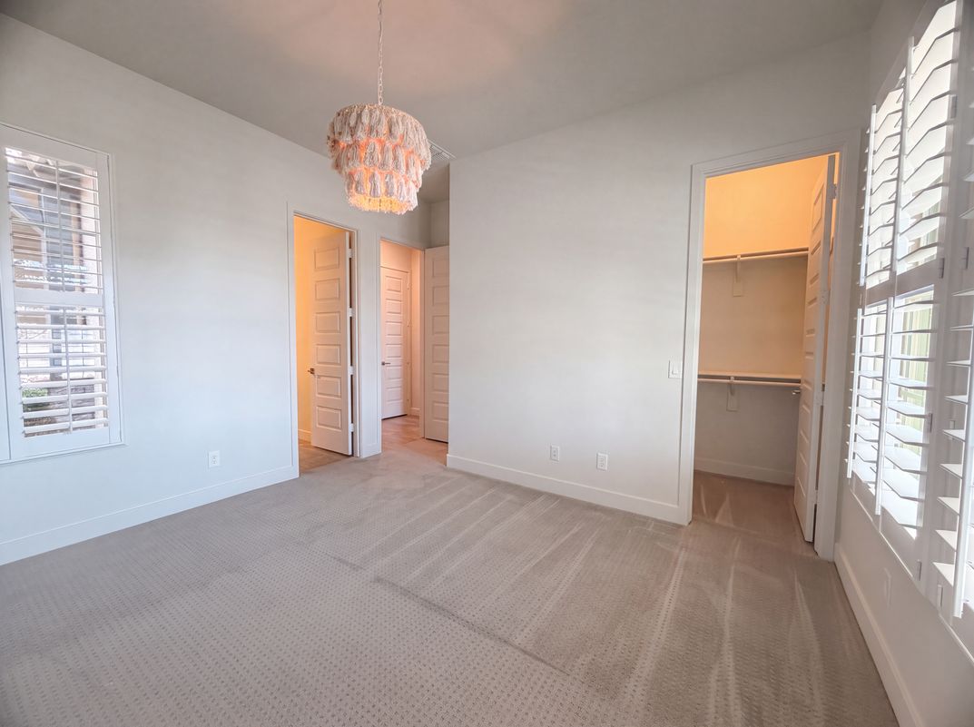 Photo 11 of 21 of 7552 E Peralta Ave, Mesa, AZ