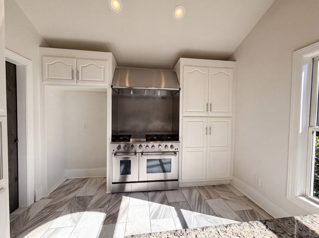 Photo 6 of 27 of 502 Live Oaks Ct, Fort Mill, SC