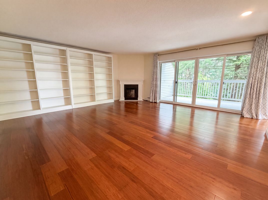 Photo 3 of 22 of 48 Eagle Crest Dr, Lake Oswego, OR