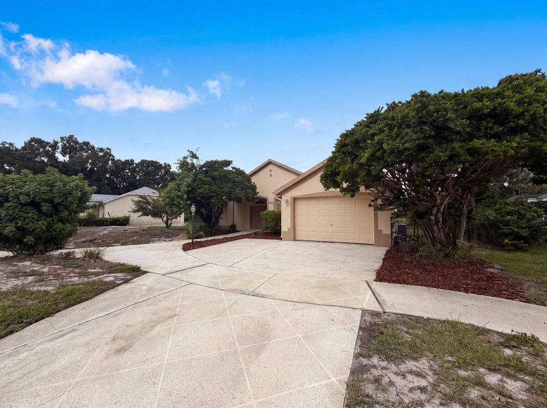 Photo 17 of 19 of 5217 Ponce De Leon Blvd, Sebring, FL