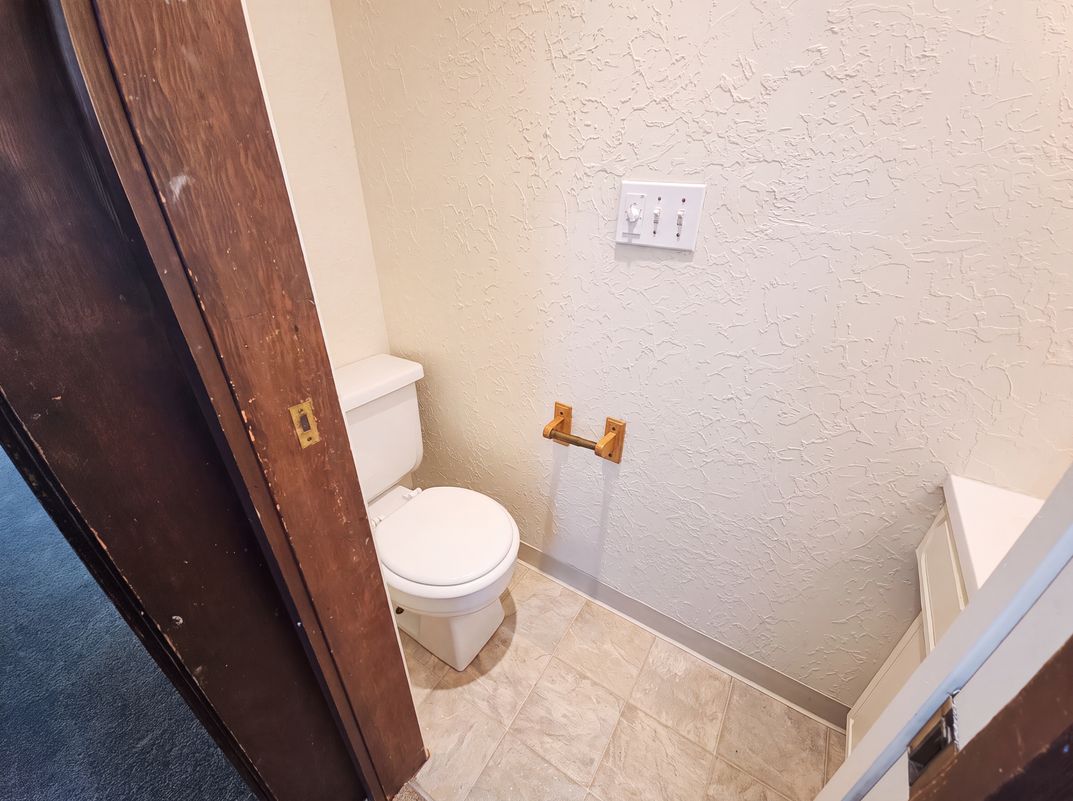 Photo 18 of 29 of 1011 Almaden St, Eugene, OR