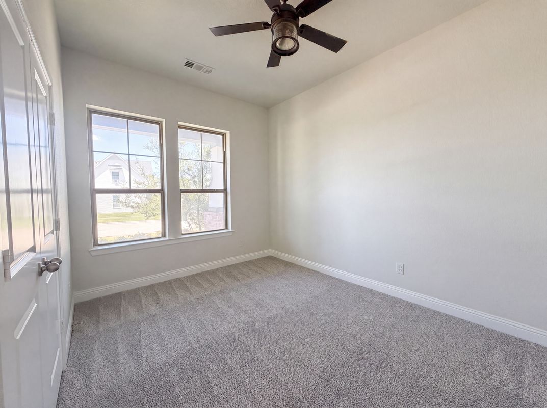Photo 11 of 21 of 1901 Crested Ridge Rd, Aledo, TX