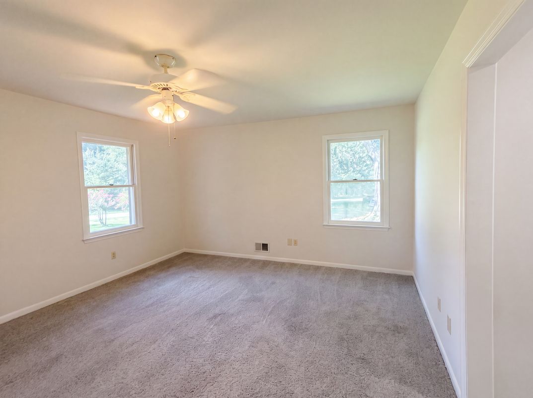 Photo 19 of 32 of 604 Meadowbrook Dr, Spartanburg, SC