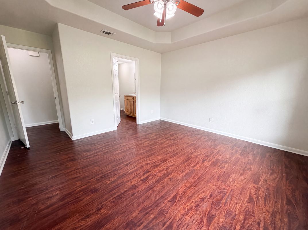 Photo 4 of 15 of 7881 Caribou Dr, Spring Branch, TX