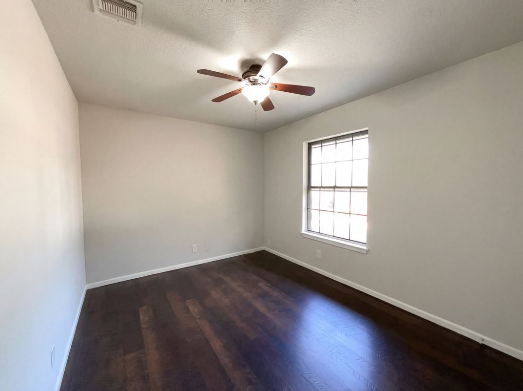 Photo 16 of 21 of 5423 Timberhurst, San Antonio, TX