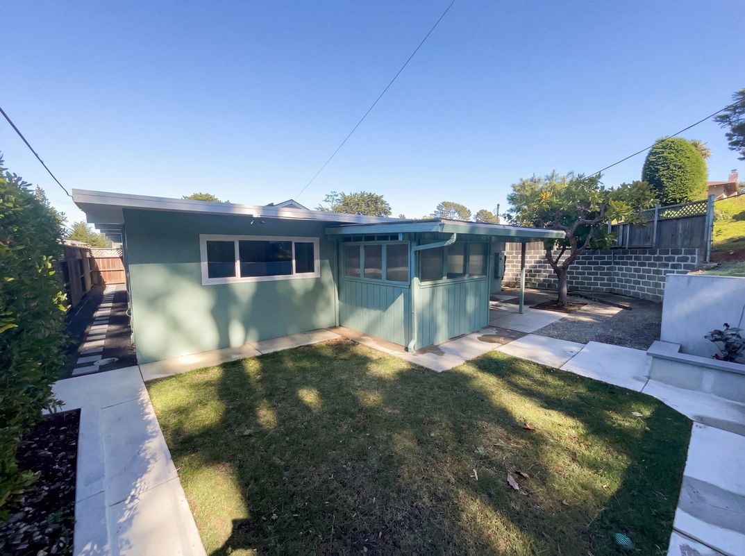 Photo 5 of 19 of 2361 Oakmont Dr, San Bruno, CA