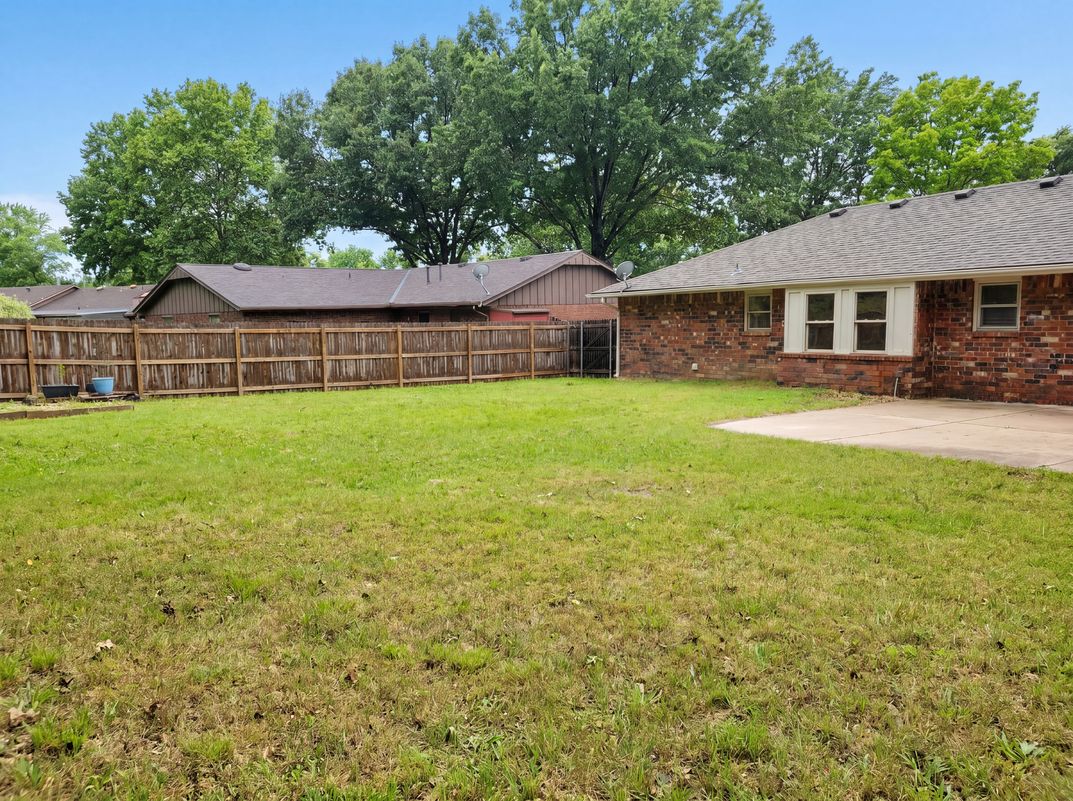 Photo 45 of 46 of 4600 Rolling Hills Dr, Bartlesville, OK